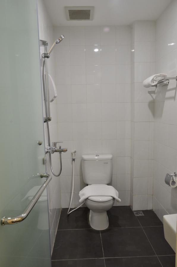 Kitara Hotel Jakarta Exteriör bild