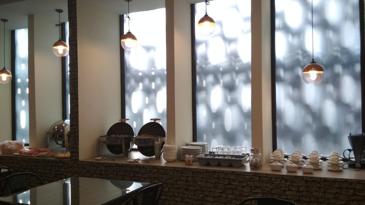 Kitara Hotel Jakarta Exteriör bild