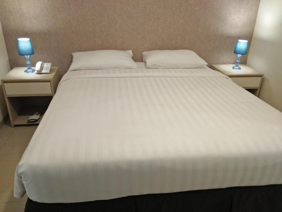 Kitara Hotel Jakarta Rum bild